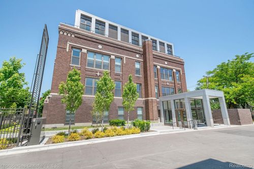 apt-405-1454 Townsend St, Detroit, MI, 48214-2667 | Card Image