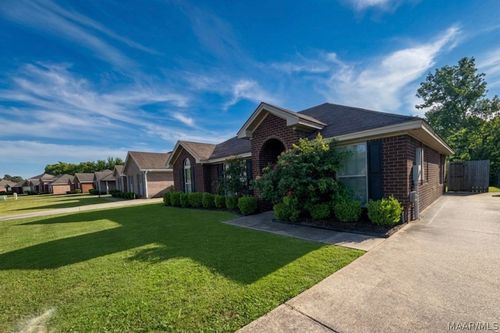 6100 Old Post Ln, Montgomery, AL, 36116-7132 | Card Image