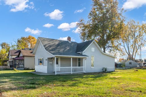 215 E Main St, Mooresville, IN, 46158-1437 | Card Image