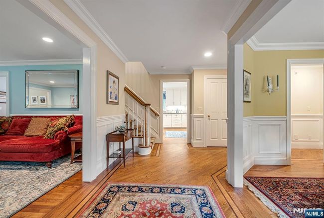304 Briarwood Dr, House other with 3 bedrooms, 4 bathrooms and null parking in Wyckoff NJ | Image 8