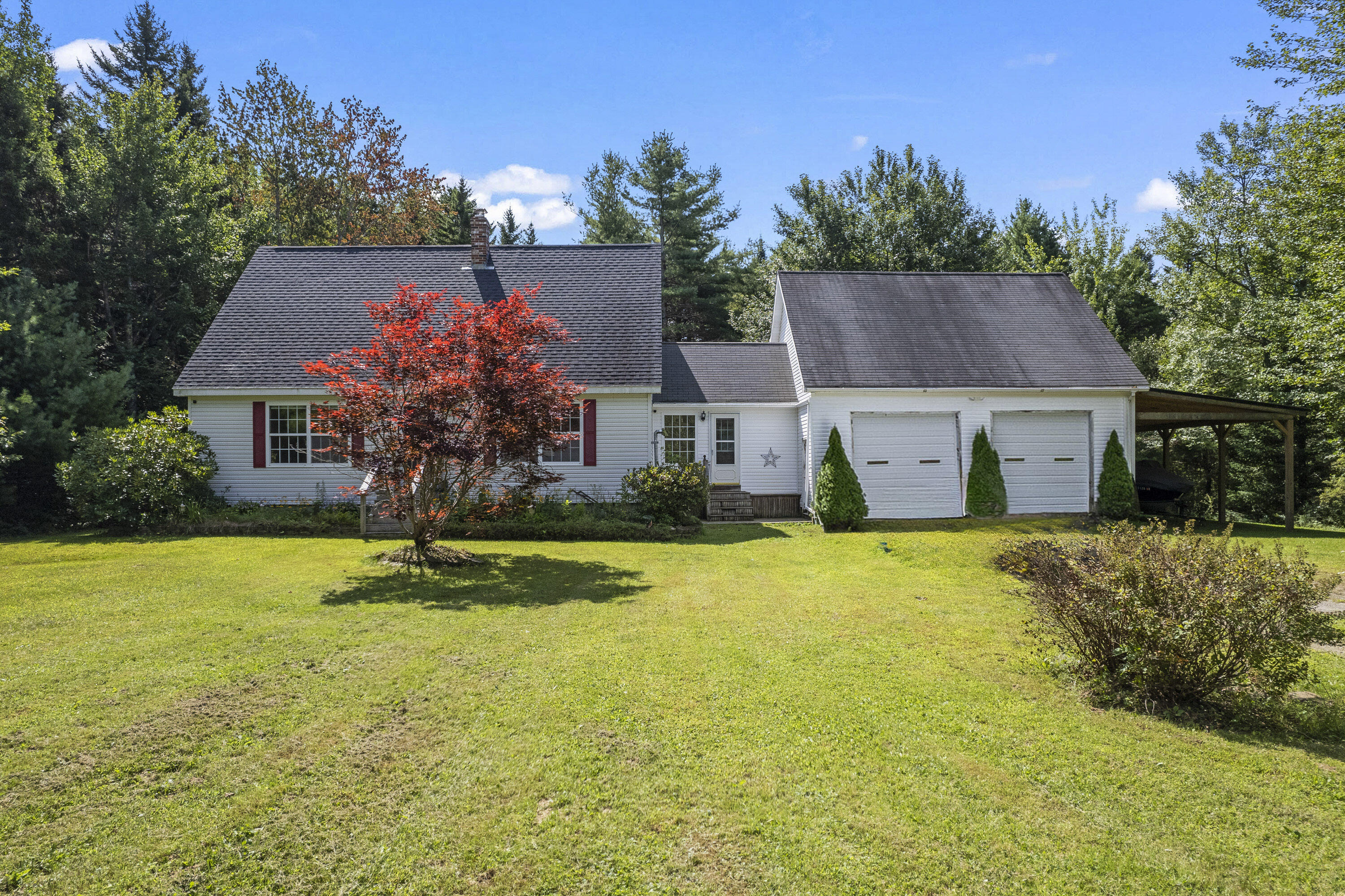 Lady Slipper Ln, Waldoboro, ME 04572