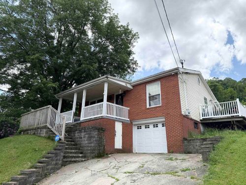22 Clark St, Rivesville, WV, 26588-1701 | Card Image