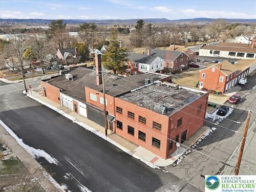 800 Main, Red Hill Boro, PA, 01699 | Card Image