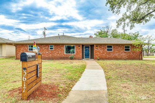 3617 Robin Hood Trl, San Angelo, TX, 76901-4820 | Card Image