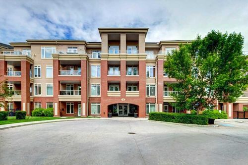 105-2 Hemlock Cres Sw, Calgary, AB, T3C2Z1 | Card Image
