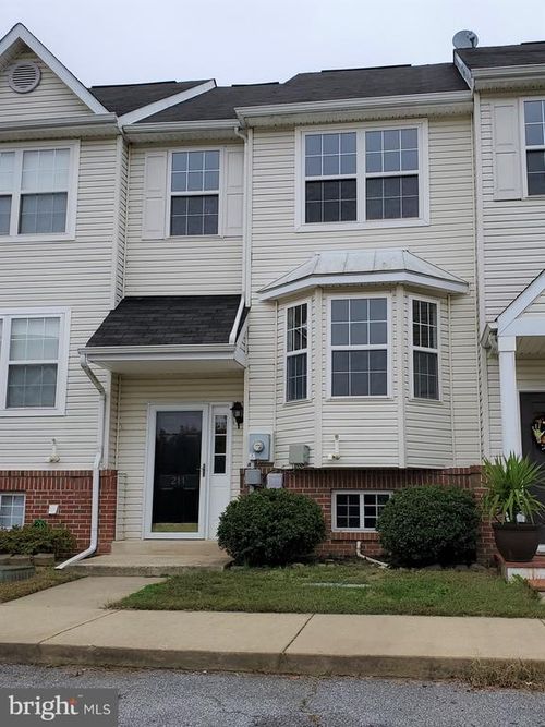 211 Bonnybrook Rd, MIDDLETOWN, DE, 19709-1639 | Card Image