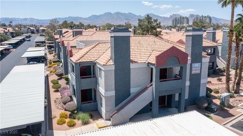 2068-8600 W Charleston Blvd, Las Vegas, NV, 89117-5407 | Card Image
