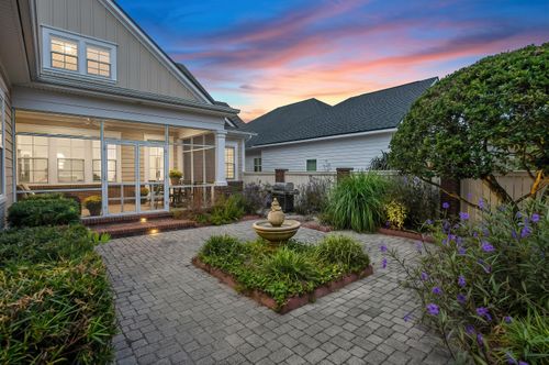 284 Champion Ct, Destin, FL, 32541-8428 | Card Image