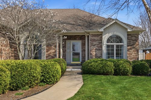 1007 Peregrine Way, Hampshire, IL, 60140-8263 | Card Image