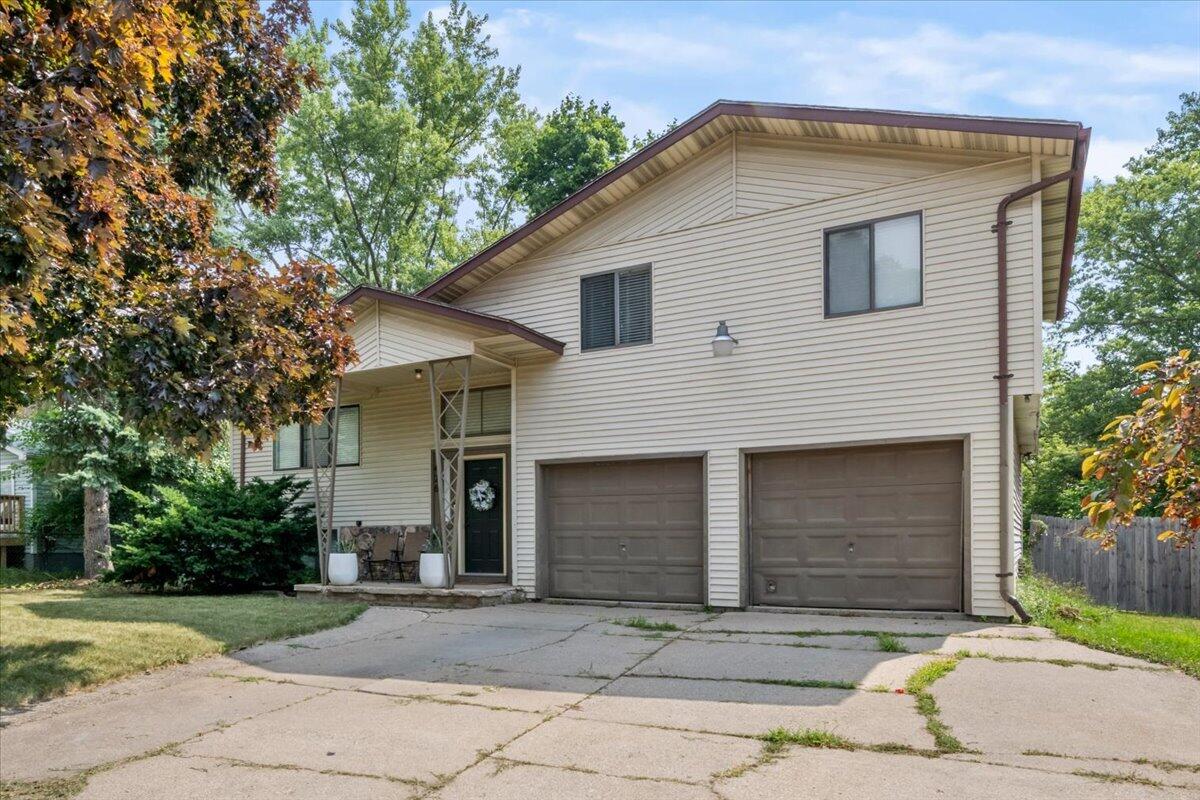 Residential in Pontiac 5