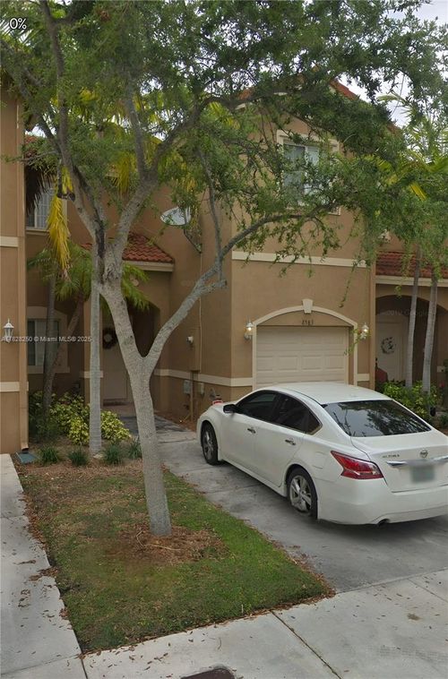 0-8583 Sw 214th Ter, Cutler Bay, FL, 33189-7340 | Card Image