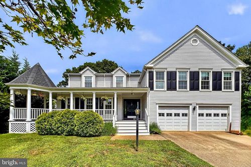 3 Forester Ct, STERLING, VA, 20165-6201 | Card Image