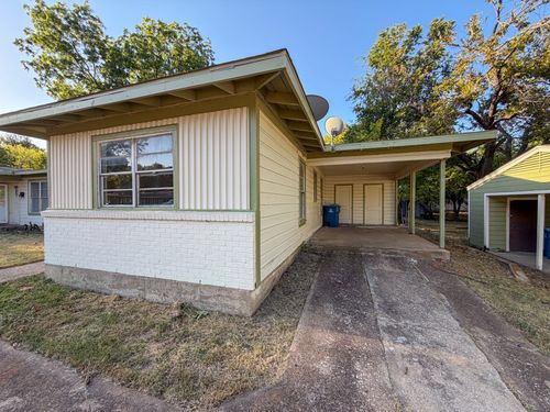 b-121 Vandenburg Drive, Denison, TX, 75020 | Card Image