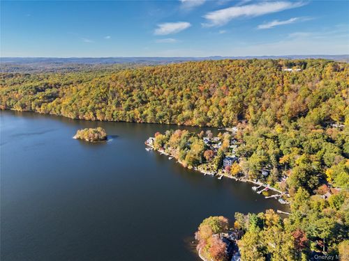 50 Cove Rd, South Salem, NY, 10590-1024 | Card Image