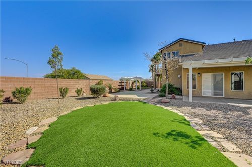 1740 Flores Ln, Henderson, NV, 89012-3606 | Card Image