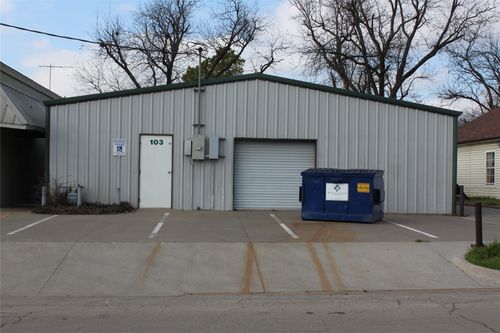 103 Scurlock Ave, Cleburne, TX, 76031-2619 | Card Image