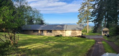 99 W Cross Island Rd, Camano Island, WA, 98282-6667 | Card Image