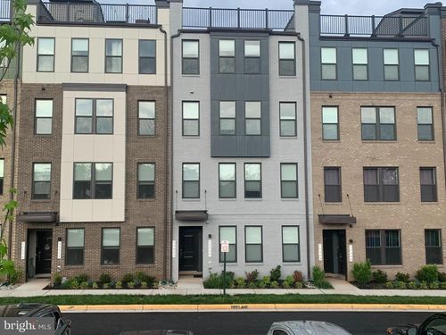 20354 Newfoundland Sq, ASHBURN, VA, 20147-6352 | Card Image