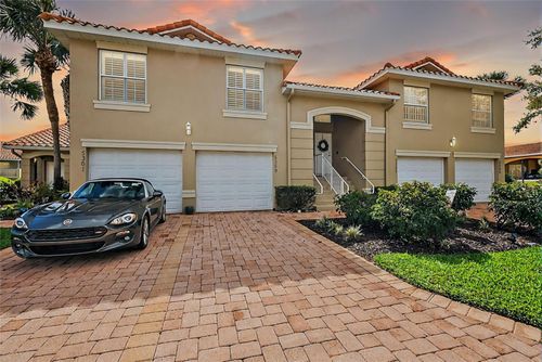 5359 Compass Pt, OXFORD, FL, 34484-3776 | Card Image