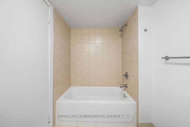 315 - 8 Trent Ave, Condo with 2 bedrooms, 1 bathrooms and null parking in Toronto ON | Image 10