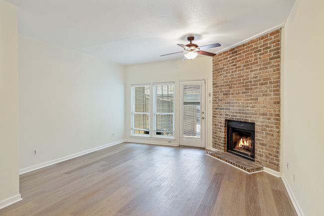 APT-208 - 9910 Royal Ln, Condo with 1 bedrooms, 2 bathrooms and null parking in Dallas TX | Image 8