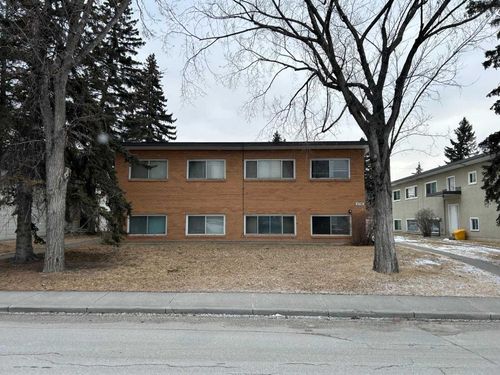 2712/2716 Brentwood Boulevard Nw, Calgary, AB, T2L1J4 | Card Image