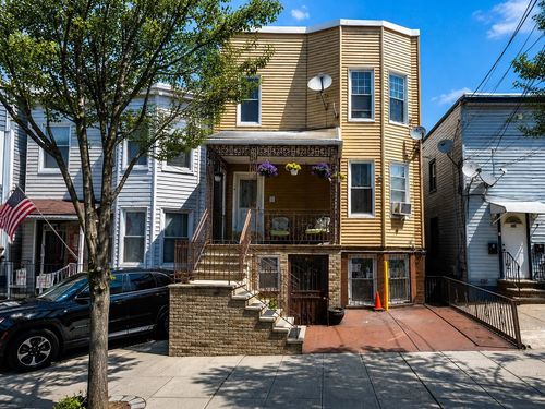 4-816 19th St, Union City, NJ, 07087-1987 | Card Image