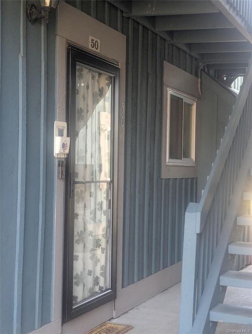 50-50 Sterling St, Beacon, NY, 12508-1442 | Card Image