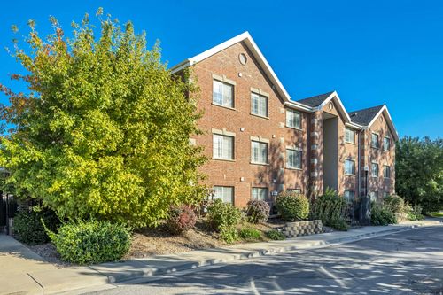 apt-14-325 W 700 N, Salt Lake City, UT, 84103-1388 | Card Image