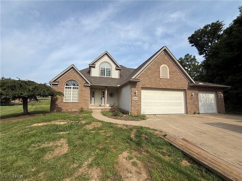 3619 Rowland Ave Ne, Canton, OH, 44714-1515 | Card Image