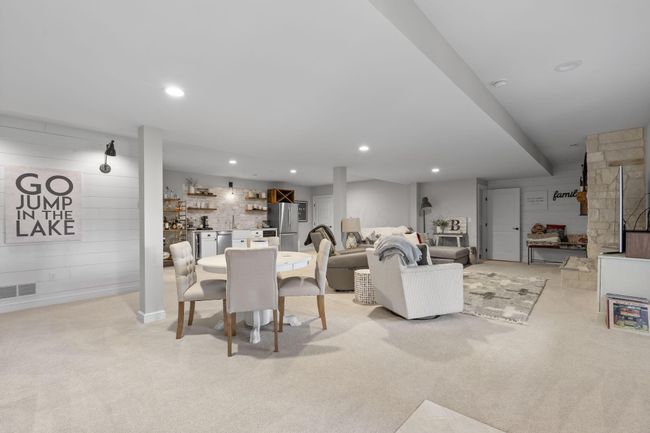 Lower level family room | Image 40