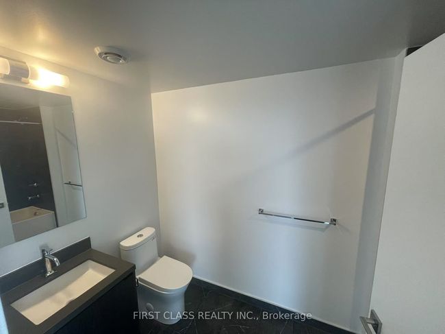 5006 - 252 Church St, Condo with 2 bedrooms, 1 bathrooms and null parking in Toronto ON | Image 15