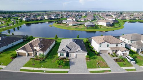 5040 Seafoam Trl, BRADENTON, FL, 34211-1406 | Card Image