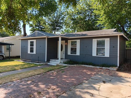 231 Elm St, Hurst, TX, 76053-5601 | Card Image