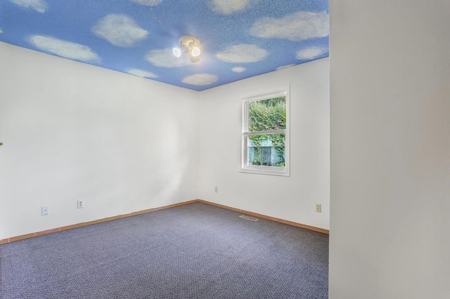 807 Country View Dr, Home with 3 bedrooms, 1 bathrooms and null parking in Philo IL | Image 17