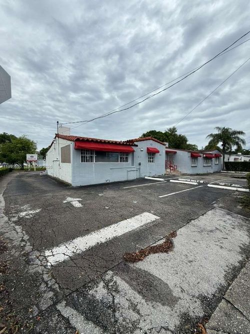 4141 Sw 6th St, Miami, FL, 33134 | Card Image