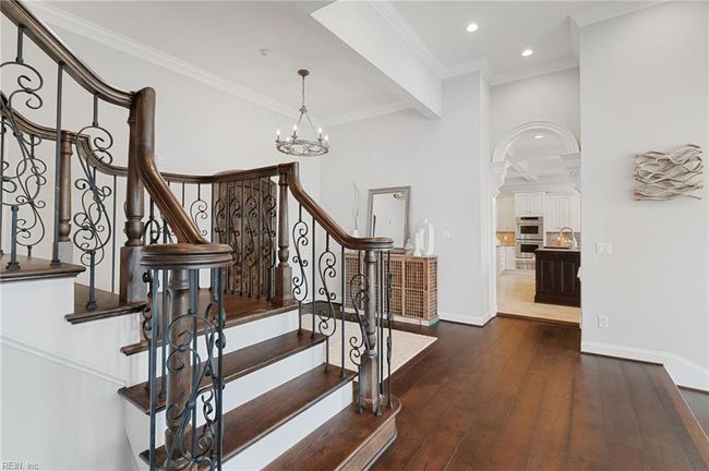 Foyer | Image 23