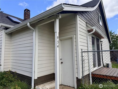 934 Cascade Ave, Shelton, WA, 98584-1554 | Card Image
