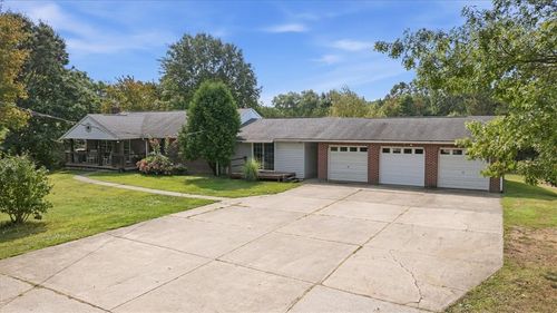 130 Fobes Dr, Hanover Twp, PA, 15026 | Card Image