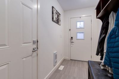 26 Walden Path Se, Townhouse with 2 bedrooms, 2 bathrooms and 3 parking in Calgary AB | Image 3