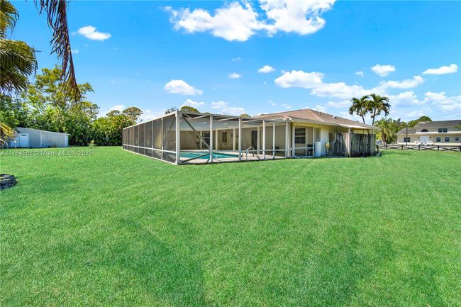 17746 48 Th Ct N, House other with 3 bedrooms, 2 bathrooms and null parking in Loxahatchee FL | Image 4