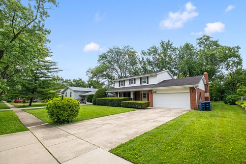 509 69th St, Darien, IL, 60561-3820 | Card Image