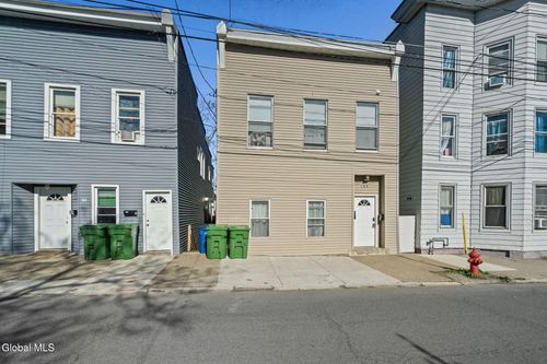 186 Main Street, Cohoes, NY, 12047 | Card Image
