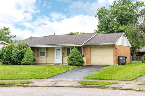1367 Sheridan Ct, Troy, OH, 45373-1618 | Card Image