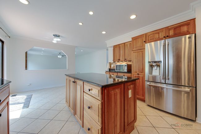 1161 Glenwood Ln, House other with 5 bedrooms, 4 bathrooms and 2 parking in Hoffman Estates IL | Image 14