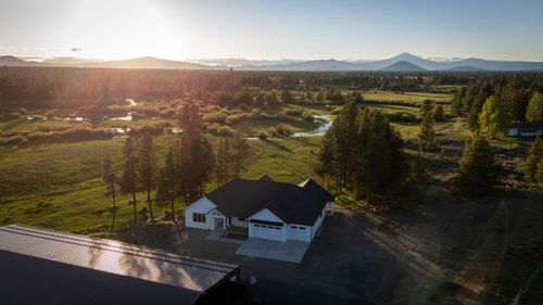 16768 Sandy Ct, La Pine, OR, 97739-1027 | Card Image