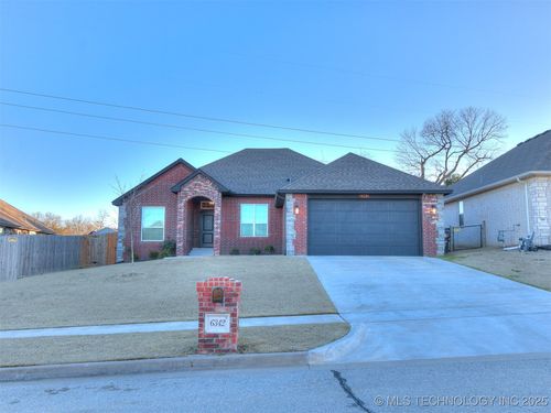6342 148th St, Bixby, OK, 74008-4218 | Card Image