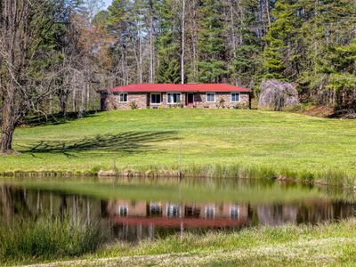 229 Capps Road, House other with 3 bedrooms, 2 bathrooms and null parking in Pisgah Forest NC | Image 1