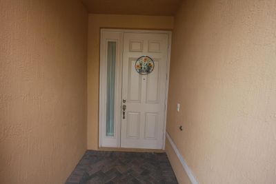 5946 Monterra Club Drive, Townhouse with 3 bedrooms, 2 bathrooms and null parking in Lake Worth FL | Image 2