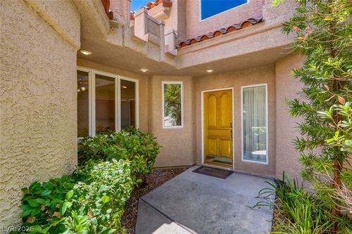 8275 Round Hills Cir, Las Vegas, NV, 89113-1233 | Card Image